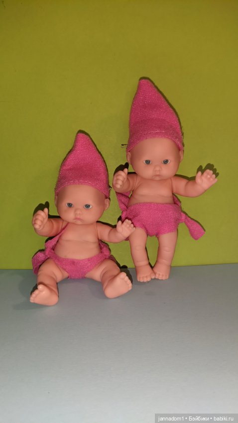 Очаровательные виниловые пупсики в розовых шапочках, высота 12,5 см