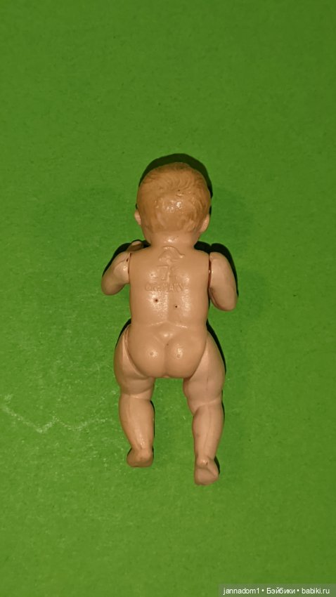 Довоенный целлулоидный пупсик Minerva, высота 7 см (фото 4)