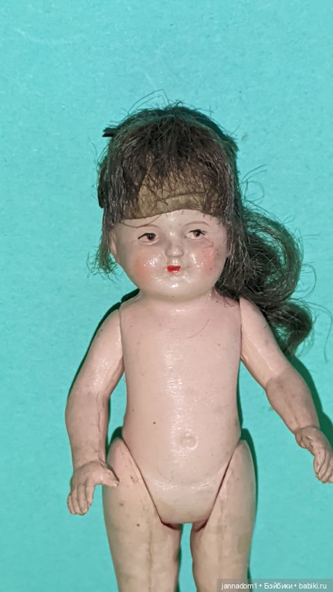 Кареглазая целлулоидная куколка Minerva, высота 9 см (фото 2)