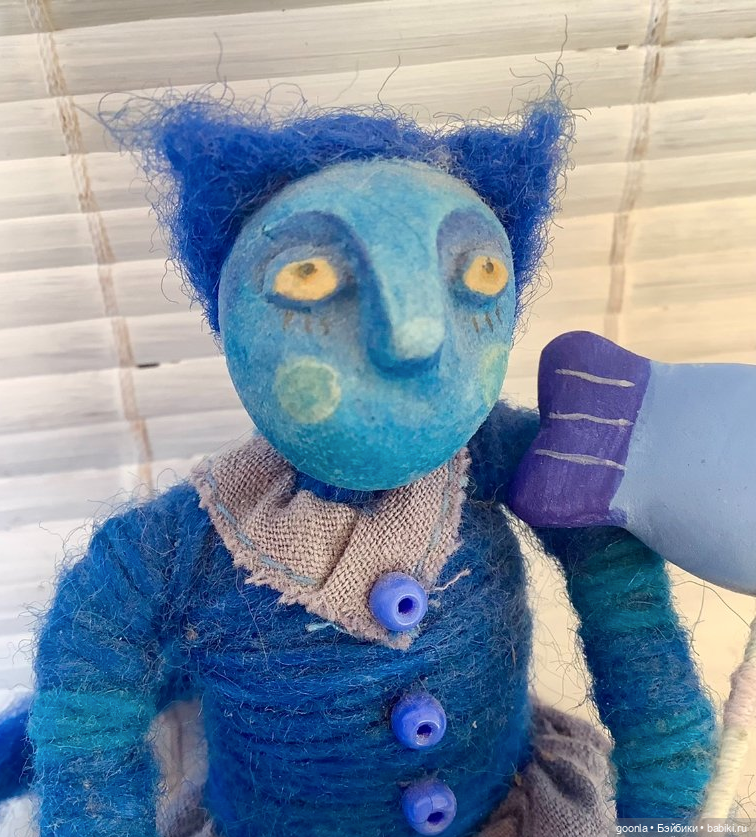 Синяя кошка с синей рыбой (фото 3)