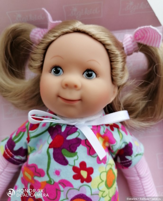 Мягкотелая куколка с виниловой головой (фото 2)