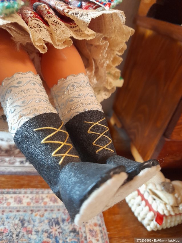 Кукла в национальном костюме (фото 6)