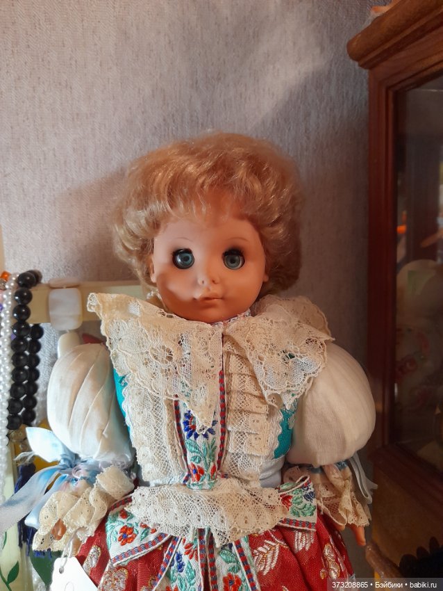 Кукла в национальном костюме