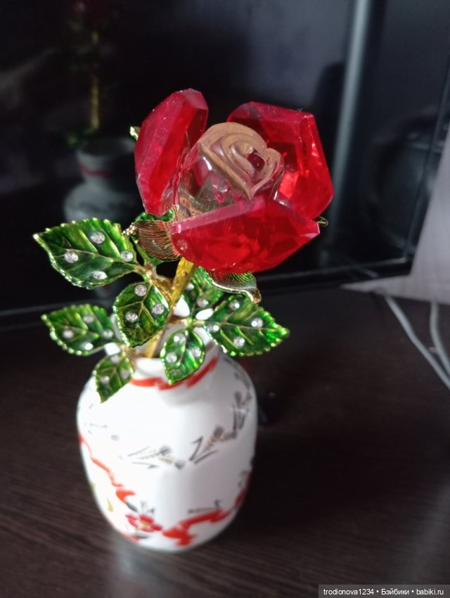 Цветок из хрусталя на ветке (фото 3)