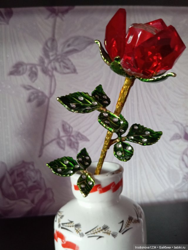 Цветок из хрусталя на ветке (фото 2)