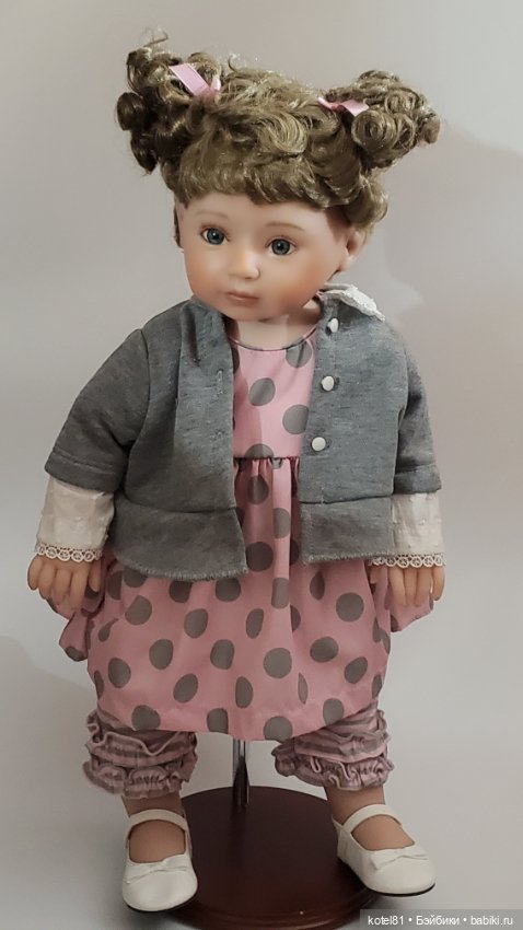 Виниловая коллекционная кукла от Ashton Drake Mayra (фото 5)