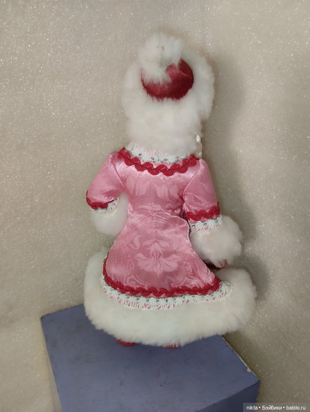 Снегурочка со снегирем — Игровые куклы (фото 4)