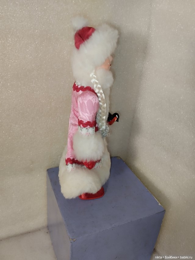 Снегурочка со снегирем — Игровые куклы (фото 5)