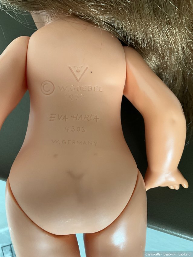 Очаровательная кукла Ева в полосатом платье с длинными волосами. Eva Harta, Goebel, ФРГ (фото 5)
