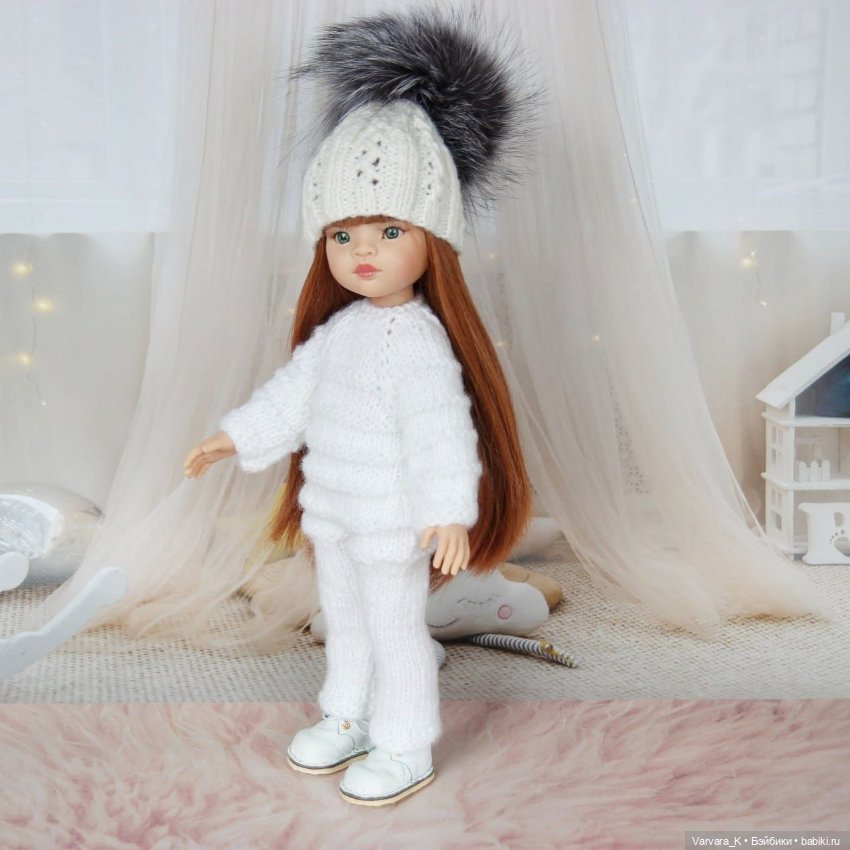 Комплект с зимним комбинезоном для кукол Paola Reina