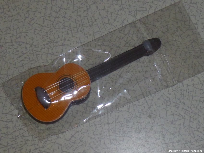 Гитара формата 1:12 с настоящими струнами, новая (длина около 6,5 см)