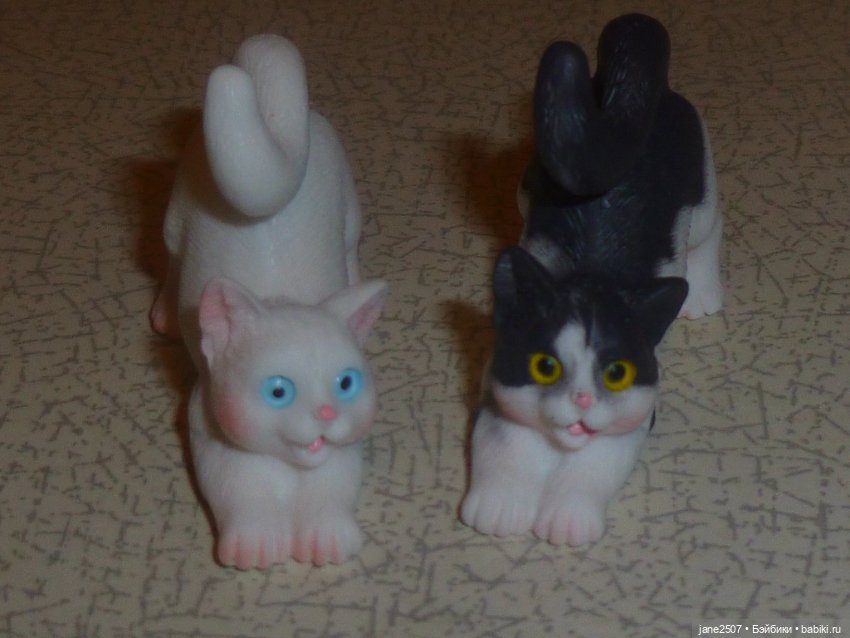 Маленькие котики для кукол 1:6 или меньше (фигурки, одним лотом)