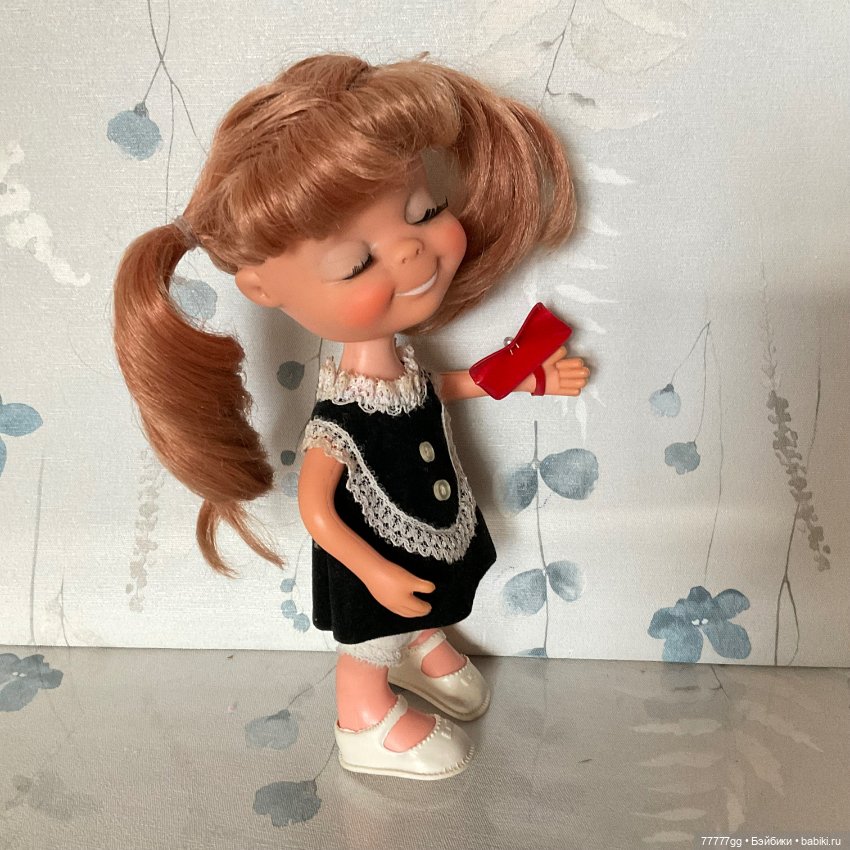 Девочка Софочка и её сумочка)) (фото 2)