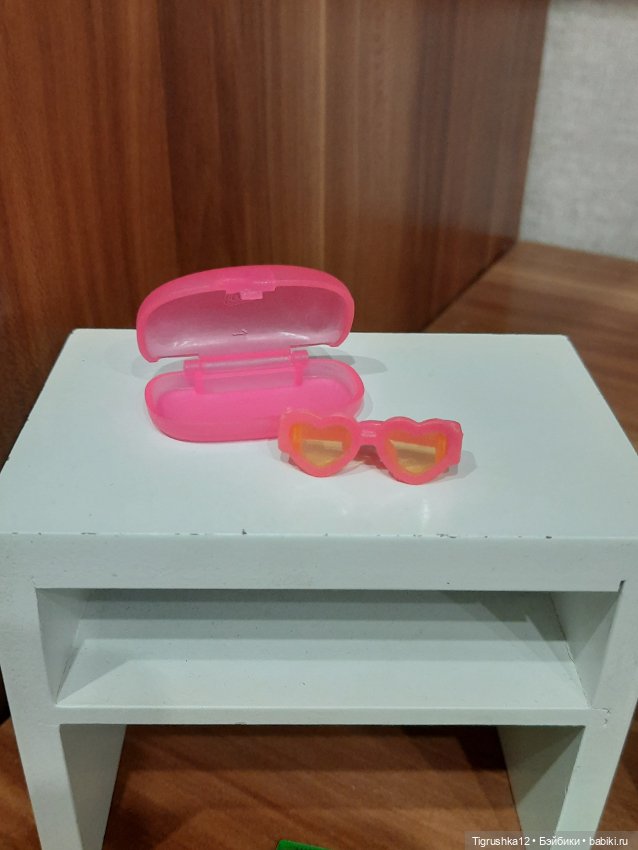 Очки в футляре — Аксессуары для кукол (фото 4)