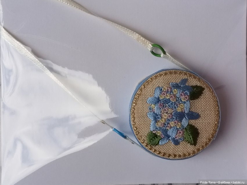 Сумочка для барби кукольная сумка вышитая растительный узор цветы деревья Момоко Поппи ФР ИТ Дисней (фото 4)