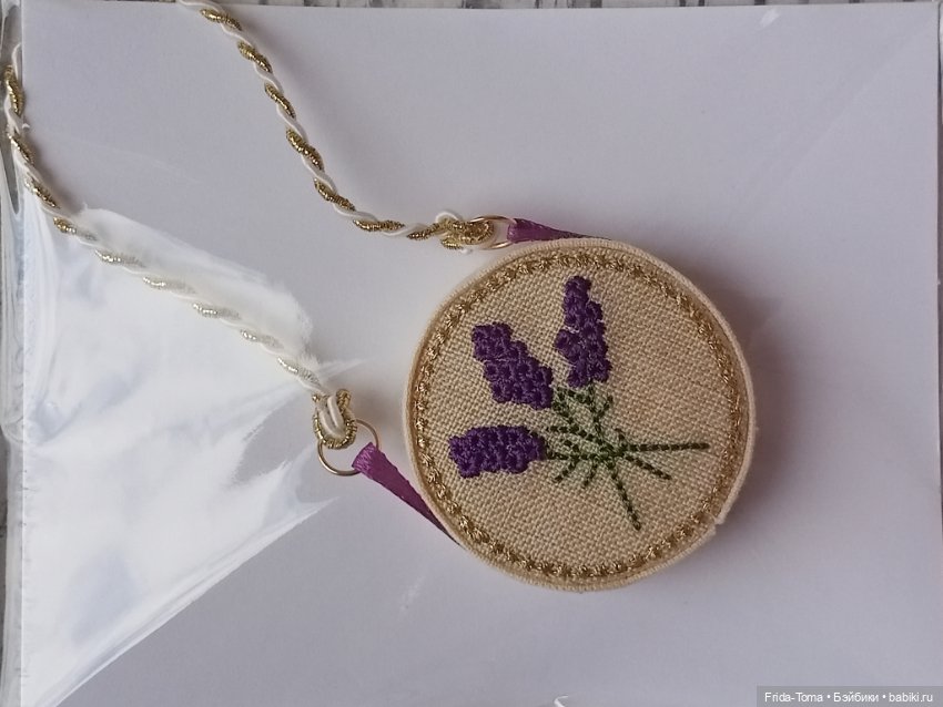 Сумочка для барби кукольная сумка вышитая растительный узор цветы деревья Момоко Поппи ФР ИТ Дисней (фото 5)