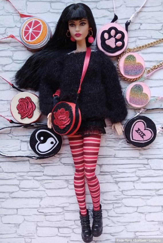 Сумочка барби Кен Парень Интегрити Петворкс сумка вышитая черная Момоко Поппи ФР Дисней (фото 4)