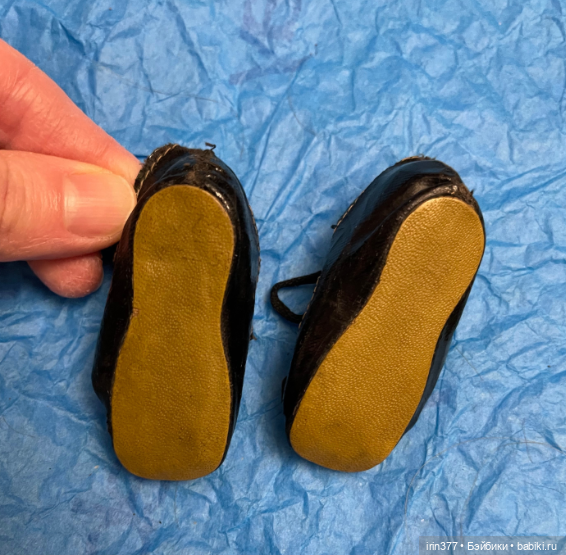 Антикварные туфельки из клеенки (фото 6)