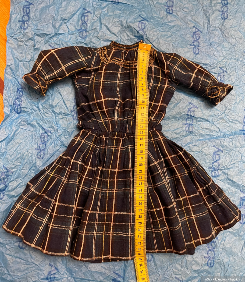 Платье для антикварной куклы