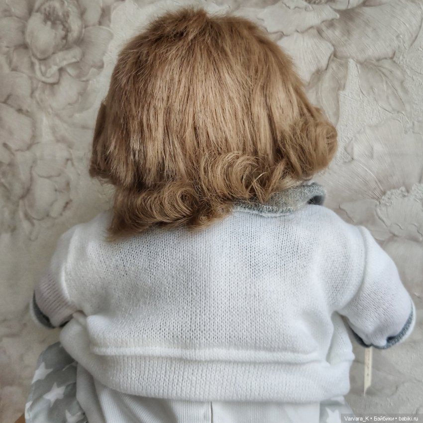 Carmen Gonzalez NILO, мягконабивная кукла НИЛО в сером платье, 48 см (фото 5)