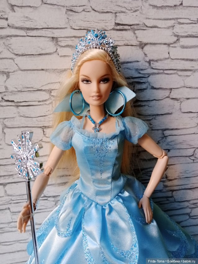 Барби Глинда Волшебник страны оз полный аутфит (фото 3)