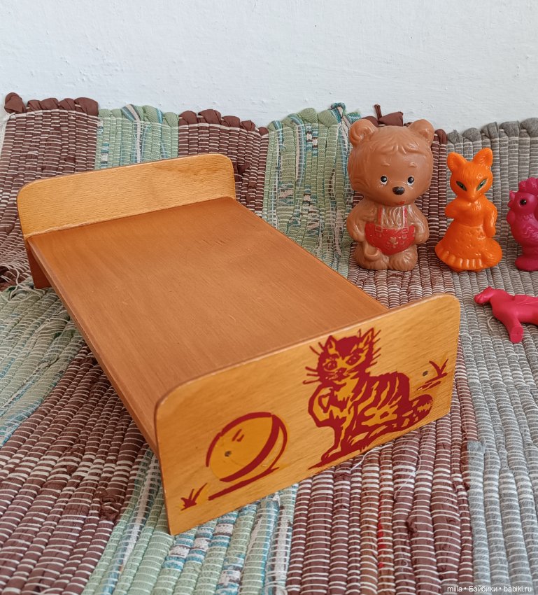 Кукольная кровать СССР — Кукольная мебель (фото 2)