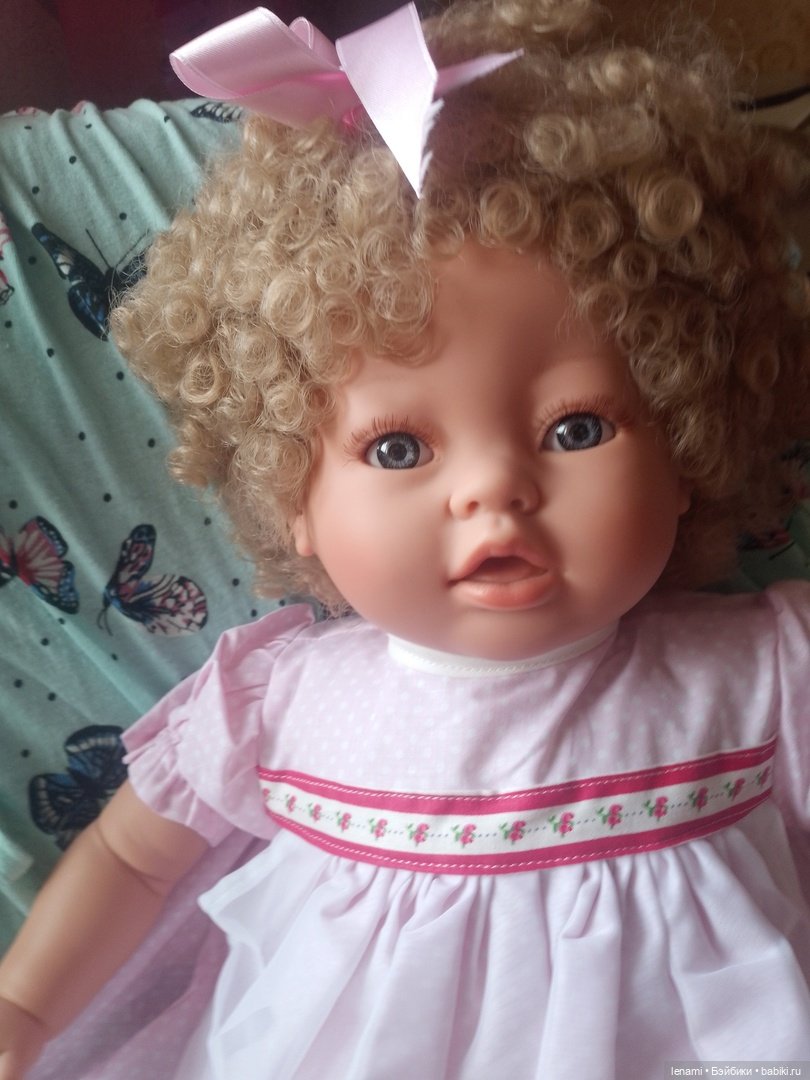 Новая испанская Большая кукла