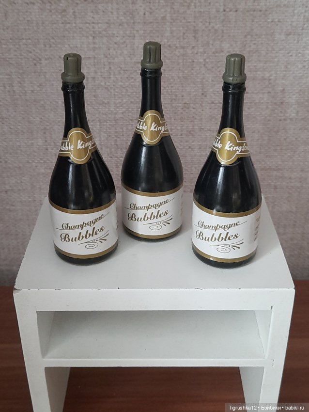 Бутылочки шампанского — Миниатюра для кукол (фото 2)