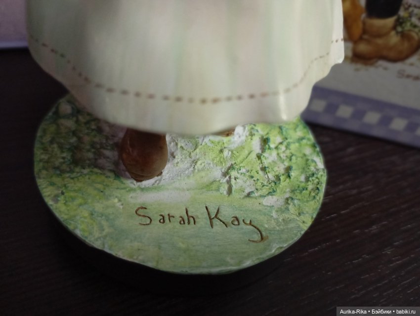 Девочка с корзиной яблок — Статуэтки (фото 3)