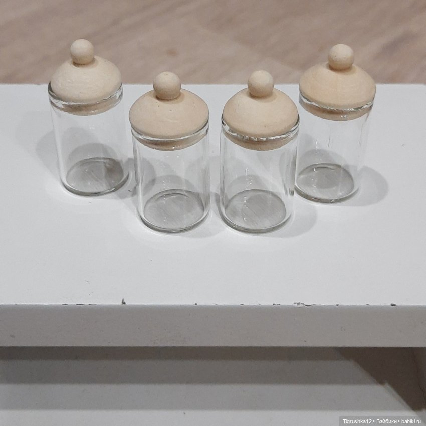 Баночки в кукольный домик