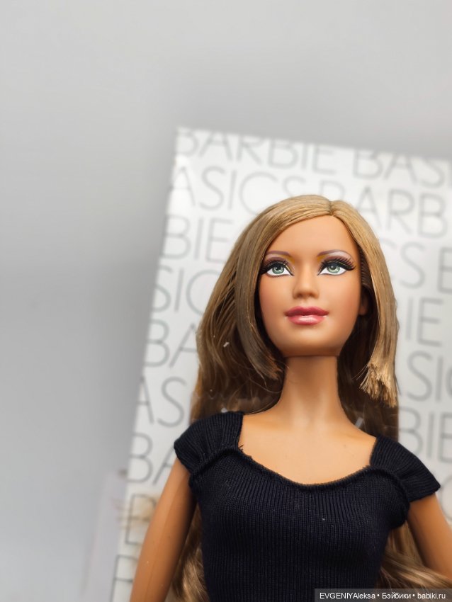 Барби Basic Collection 001 Чёрное платье Молд - Танго (Tango) (фото 3)