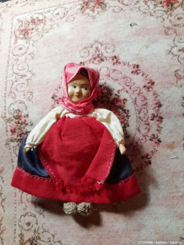 Крестьянские девочки — Антикварные игрушки (фото 2)