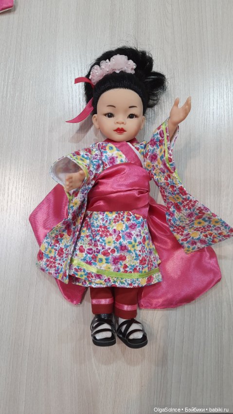 Аутфит гейша для Паола Рейна и Видал Рохас