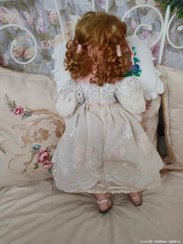 Красивая винтажная фарфорка