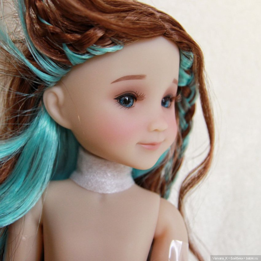 Ruby Red шарнирная Кукла Элла, 37 см