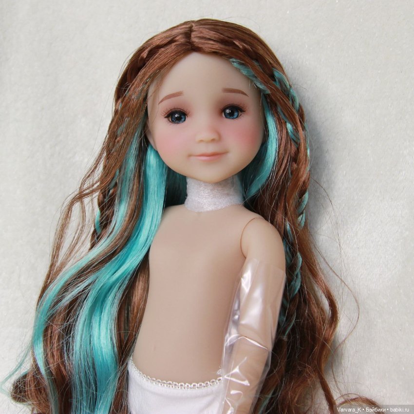 Ruby Red шарнирная Кукла Элла, 37 см