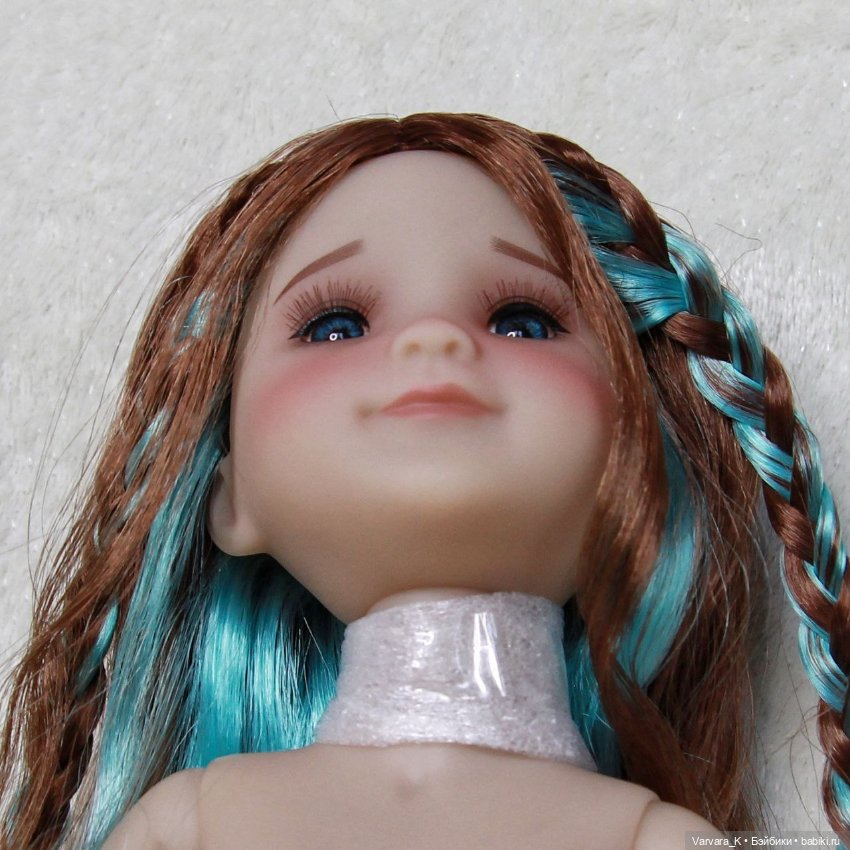 Ruby Red шарнирная Кукла Элла, 37 см