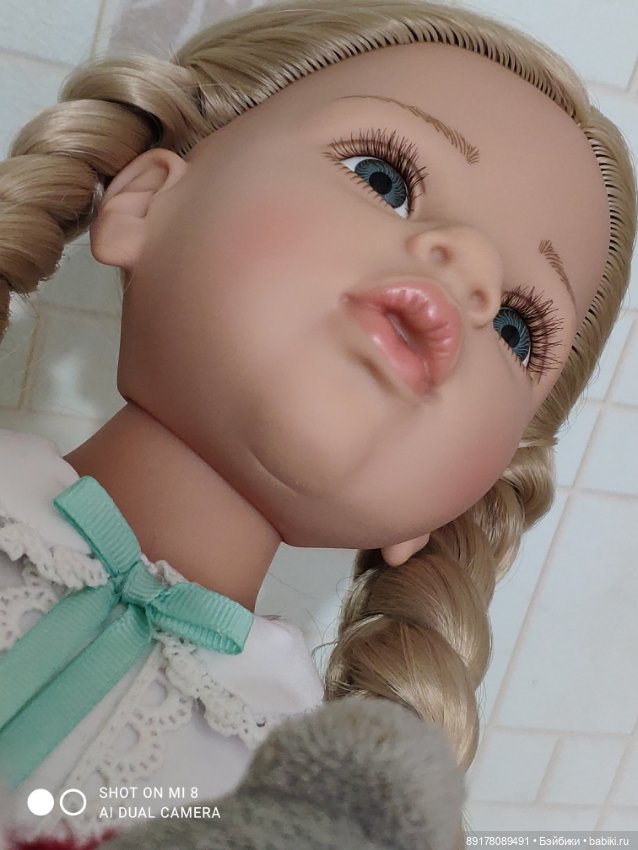 Гретта с синими глазами Готц