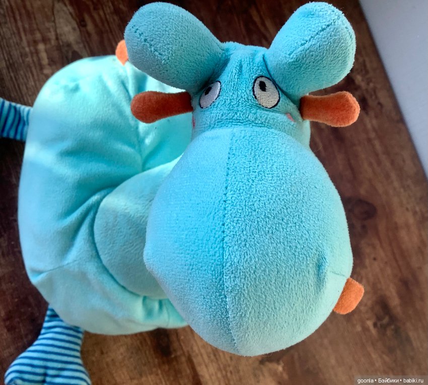 Странный мягкий жираф из IKEA (фото 7)