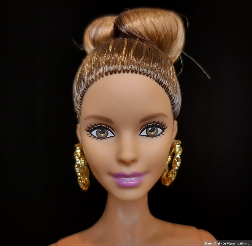 Barbie Fashionistas #50 на модельном теле (фото 5)