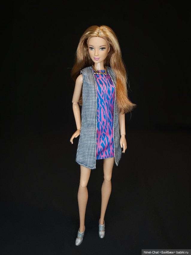 Barbie Fashionistas Лея 2015 год