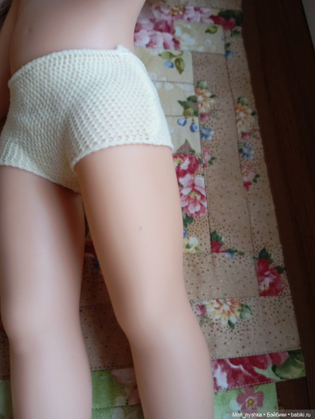 Карла с голубыми глазами от Паола Рейна, на теле 2016 г