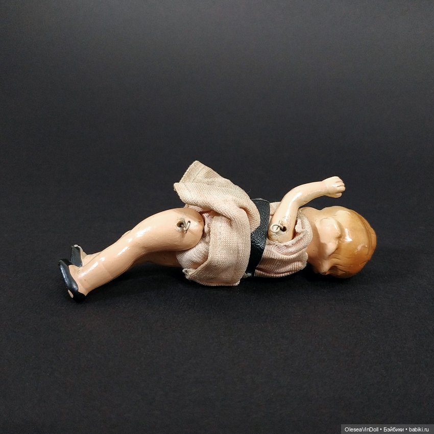 Антикварная Немецкая Фарфоровая Миниатюрная Кукла. Circa 1930-e (фото 8)