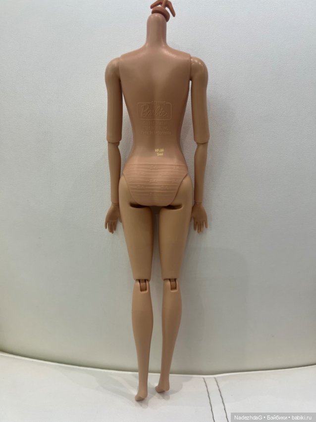 Тело Барби подвижное скинтон neutra (фото 3)
