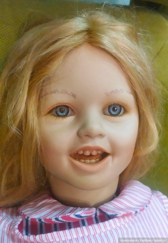 Лиза, коллекционная виниловая кукла (фото 2)