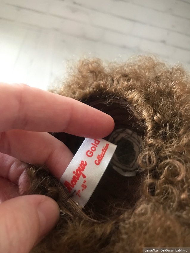 Парик 7-8, Monique Gold (Моник), подходит для мини Вихтеля (mini Wichtel) (фото 5)