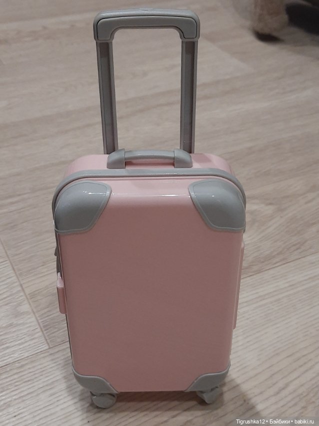 Чемодан для кукол — Шляпы (фото 3)