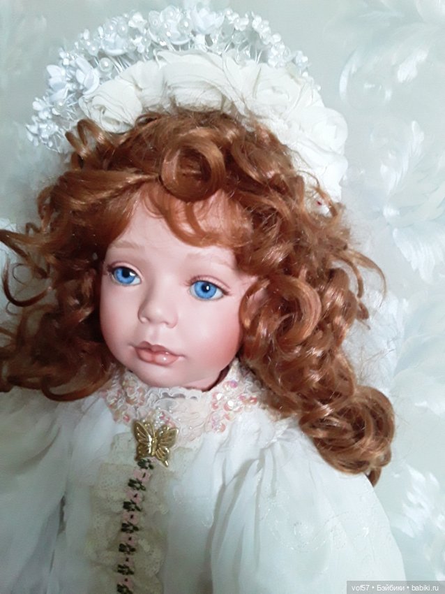 Красивая кукла от известного автора (фото 2)