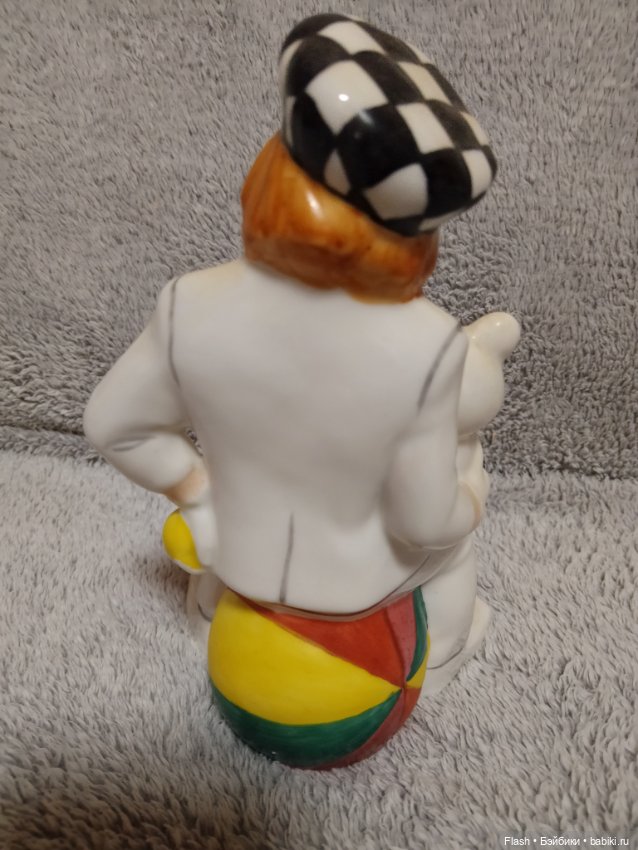 Статуэтка СССР Олег Попов с олимпийским мишкой