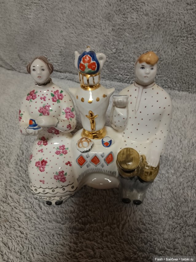 Статуэтка чаепитие у самовара Ванечка и Манечка (фото 9)